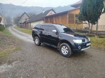 Черный Мицубиси Паджеро Спорт, объемом двигателя 2.5 л и пробегом 240 тыс. км за 12650 $, фото 1 на Automoto.ua