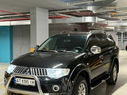 Міцубісі Паджеро Спорт 2011 у Івано-Франківську на Automoto.ua Чорний Міцубісі Паджеро Спорт, об'ємом двигуна 2.5 л та пробігом 230 тис. км за 13500 $, фото 1 на Automoto.ua