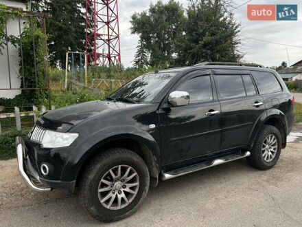 Черный Мицубиси Паджеро Спорт, объемом двигателя 2.5 л и пробегом 152 тыс. км за 14000 $, фото 1 на Automoto.ua