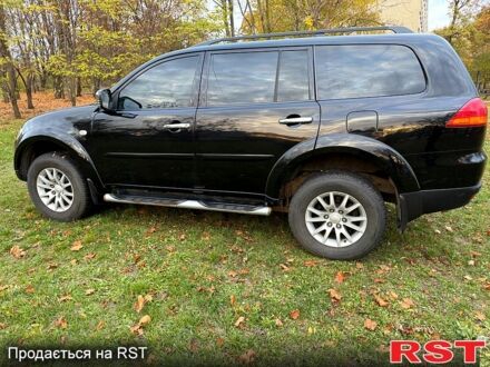 Міцубісі Паджеро Спорт 2011 у Харкові на Automoto.ua Чорний Міцубісі Паджеро Спорт, об'ємом двигуна 2.4 л та пробігом 104 тис. км за 15700 $, фото 1 на Automoto.ua