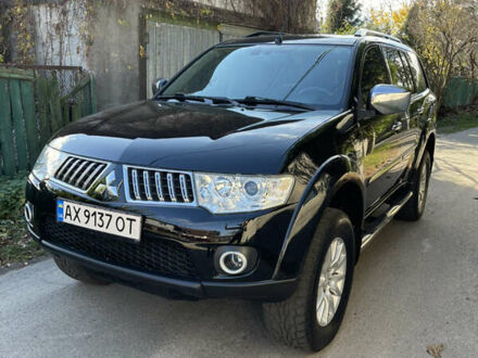 Міцубісі Паджеро Спорт 2012 у Києві на Automoto.ua Чорний Міцубісі Паджеро Спорт, об'ємом двигуна 2.5 л та пробігом 169 тис. км за 15200 $, фото 1 на Automoto.ua