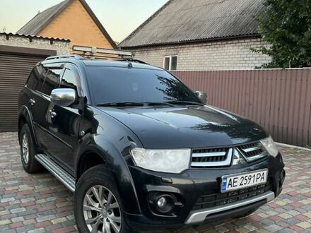 Міцубісі Паджеро Спорт 2013 у Павлограде на Automoto.ua Чорний Міцубісі Паджеро Спорт, об'ємом двигуна 2.48 л та пробігом 340 тис. км за 13000 $, фото 1 на Automoto.ua