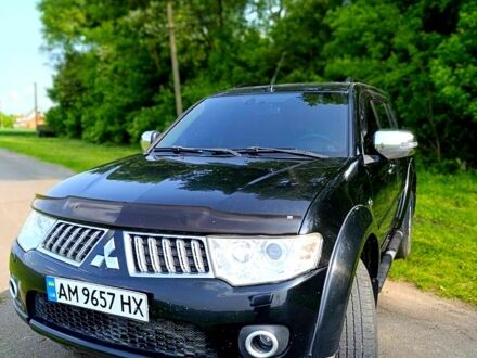 Міцубісі Паджеро Спорт 2013 у Андрушевке на Automoto.ua Чорний Міцубісі Паджеро Спорт, об'ємом двигуна 2.5 л та пробігом 228 тис. км за 14000 $, фото 1 на Automoto.ua