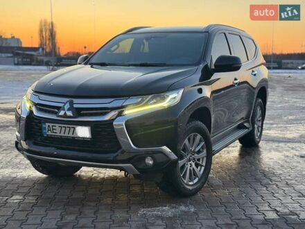 Мицубиси Паджеро Спорт 2017 в Киеве на Automoto.ua Черный Мицубиси Паджеро Спорт, объемом двигателя 2.44 л и пробегом 161 тыс. км за 23650 $, фото 1 на Automoto.ua