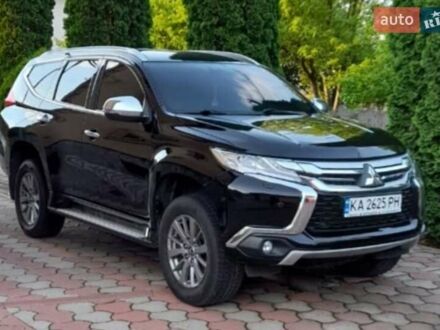 Мицубиси Паджеро Спорт 2019 в Черновцах на Automoto.ua Черный Мицубиси Паджеро Спорт, объемом двигателя 2.44 л и пробегом 140 тыс. км за 30500 $, фото 1 на Automoto.ua