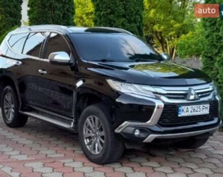 Мицубиси Паджеро Спорт 2019 в Черновцах на Automoto.ua Черный Мицубиси Паджеро Спорт, объемом двигателя 2.44 л и пробегом 140 тыс. км за 30500 $, фото 1 на Automoto.ua