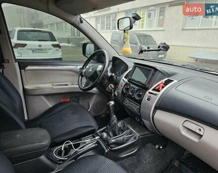 Коричневый Мицубиси Паджеро Спорт, объемом двигателя 2.48 л и пробегом 395 тыс. км за 14200 $, фото 9 на Automoto.ua