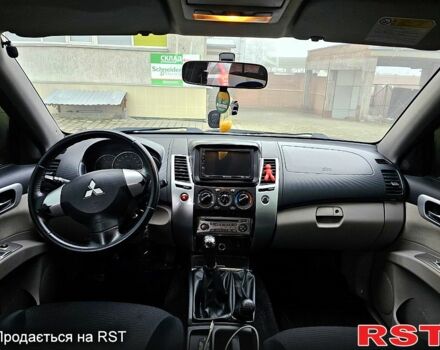 Коричневий Міцубісі Паджеро Спорт, об'ємом двигуна 2.5 л та пробігом 395 тис. км за 14000 $, фото 8 на Automoto.ua