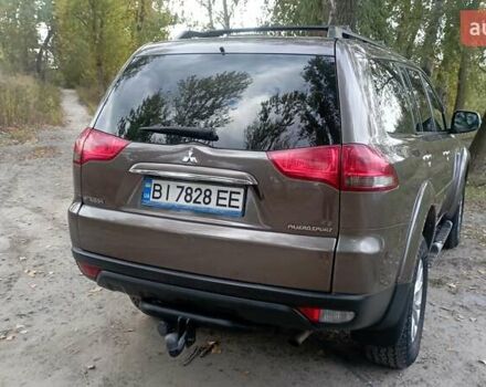 Мицубиси Паджеро Спорт 2014 в Кременчуге на Automoto.ua Коричневый Мицубиси Паджеро Спорт, объемом двигателя 2.48 л и пробегом 184 тыс. км за 16993 $, фото 3 на Automoto.ua