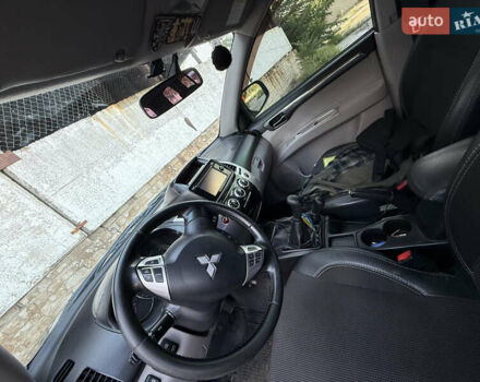 Коричневый Мицубиси Паджеро Спорт, объемом двигателя 2.48 л и пробегом 293 тыс. км за 16000 $, фото 7 на Automoto.ua