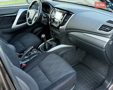 Коричневий Міцубісі Паджеро Спорт, об'ємом двигуна 2.44 л та пробігом 239 тис. км за 23900 $, фото 24 на Automoto.ua