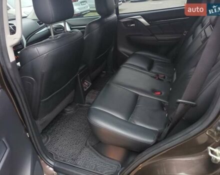 Коричневый Мицубиси Паджеро Спорт, объемом двигателя 2.44 л и пробегом 40 тыс. км за 30000 $, фото 19 на Automoto.ua