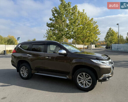 Мицубиси Паджеро Спорт 2018 в Киеве на Automoto.ua Коричневый Мицубиси Паджеро Спорт, объемом двигателя 2.44 л и пробегом 74 тыс. км за 27400 $, фото 17 на Automoto.ua