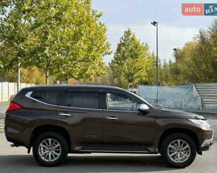 Мицубиси Паджеро Спорт 2018 в Киеве на Automoto.ua Коричневый Мицубиси Паджеро Спорт, объемом двигателя 2.44 л и пробегом 74 тыс. км за 27400 $, фото 9 на Automoto.ua