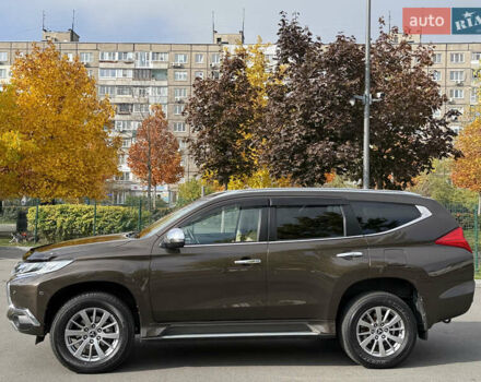 Мицубиси Паджеро Спорт 2018 в Киеве на Automoto.ua Коричневый Мицубиси Паджеро Спорт, объемом двигателя 2.44 л и пробегом 74 тыс. км за 27400 $, фото 2 на Automoto.ua