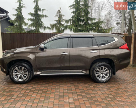 Коричневий Міцубісі Паджеро Спорт, об'ємом двигуна 2.44 л та пробігом 179 тис. км за 27500 $, фото 4 на Automoto.ua