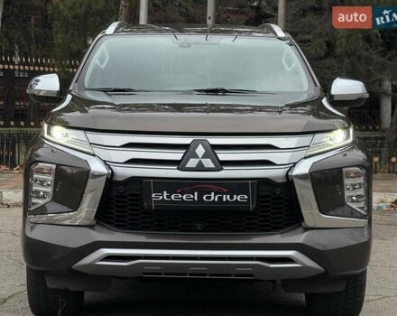 Коричневий Міцубісі Паджеро Спорт, об'ємом двигуна 2.44 л та пробігом 131 тис. км за 34499 $, фото 11 на Automoto.ua