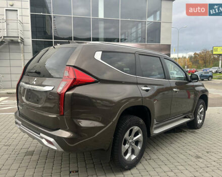 Коричневый Мицубиси Паджеро Спорт, объемом двигателя 2.44 л и пробегом 1 тыс. км за 46208 $, фото 4 на Automoto.ua