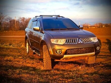 Міцубісі Паджеро Спорт 2011 у Одесі на Automoto.ua Коричневий Міцубісі Паджеро Спорт, об'ємом двигуна 2.5 л та пробігом 129 тис. км за 16500 $, фото 1 на Automoto.ua
