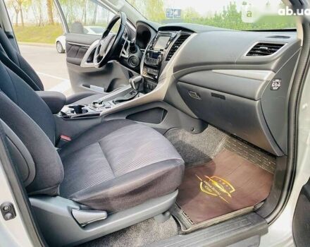 Мицубиси Паджеро Спорт, объемом двигателя 2.4 л и пробегом 104 тыс. км за 26800 $, фото 24 на Automoto.ua