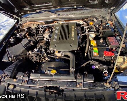 Міцубісі Паджеро Спорт, об'ємом двигуна 3 л та пробігом 360 тис. км за 8500 $, фото 3 на Automoto.ua