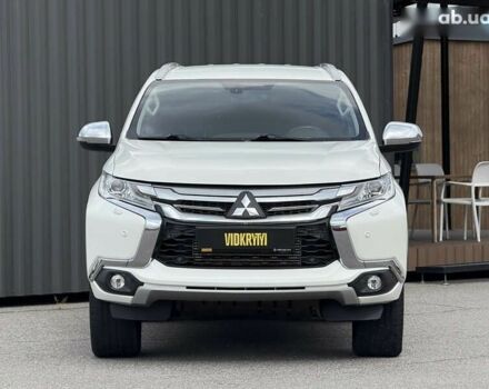 Міцубісі Паджеро Спорт, об'ємом двигуна 2.4 л та пробігом 220 тис. км за 19900 $, фото 4 на Automoto.ua