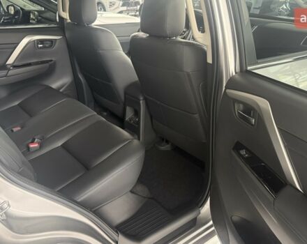 купить новое авто Мицубиси Паджеро Спорт 2024 года от официального дилера ВТ МОТОРС Мицубиси фото