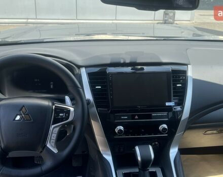 купить новое авто Мицубиси Паджеро Спорт 2024 года от официального дилера Mitsubishi "НІКО Мегаполіс" Мицубиси фото