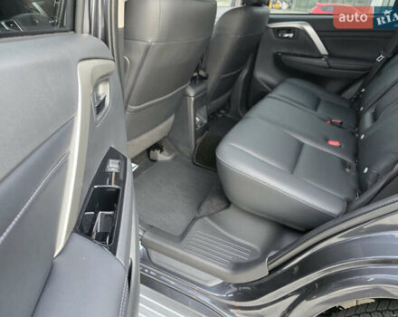 Мицубиси Паджеро Спорт, объемом двигателя 3 л и пробегом 1 тыс. км за 43500 $, фото 15 на Automoto.ua