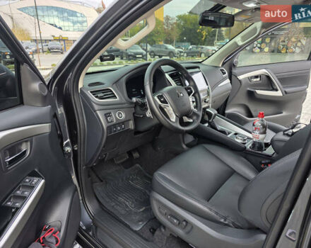 Мицубиси Паджеро Спорт, объемом двигателя 3 л и пробегом 1 тыс. км за 43500 $, фото 11 на Automoto.ua