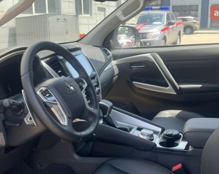 купить новое авто Мицубиси Паджеро Спорт 2024 года от официального дилера Mitsubishi "НІКО Мегаполіс" Мицубиси фото