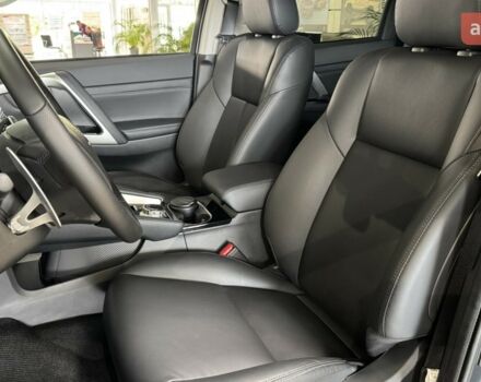 Мицубиси Паджеро Спорт 2025 года купить новое авто Мицубиси Паджеро Спорт 2025 года от официального дилера Ньютон Авто Місто Мицубиси фото