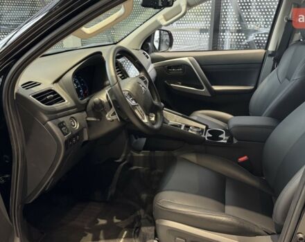 купить новое авто Мицубиси Паджеро Спорт 2025 года от официального дилера Альфа Діамант Мицубиси фото