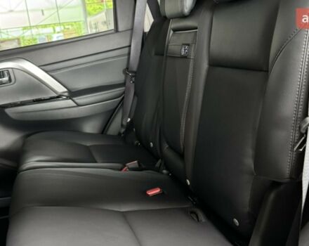 Мицубиси Паджеро Спорт 2025 года купить новое авто Мицубиси Паджеро Спорт 2025 года от официального дилера Ньютон Авто Місто Мицубиси фото