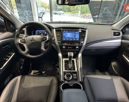 купить новое авто Мицубиси Паджеро Спорт 2025 года от официального дилера Альфа Діамант Мицубиси фото