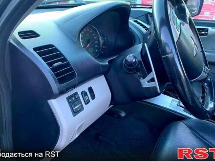 Міцубісі Паджеро Спорт 2010 у Закарпаття на Automoto.ua Міцубісі Паджеро Спорт, об'ємом двигуна 25 л та пробігом 300 тис. км за 14000 $, фото 1 на Automoto.ua