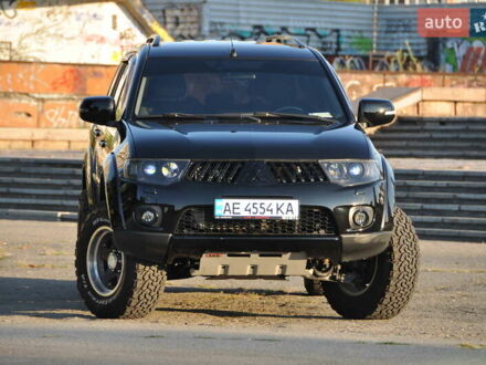 Міцубісі Паджеро Спорт 2013 у Дніпро (Дніпропетровську) на Automoto.ua Міцубісі Паджеро Спорт, об'ємом двигуна 2.48 л та пробігом 102 тис. км за 19900 $, фото 1 на Automoto.ua