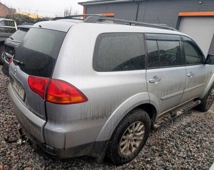 Сірий Міцубісі Паджеро Спорт, об'ємом двигуна 2.5 л та пробігом 370 тис. км за 11999 $, фото 5 на Automoto.ua