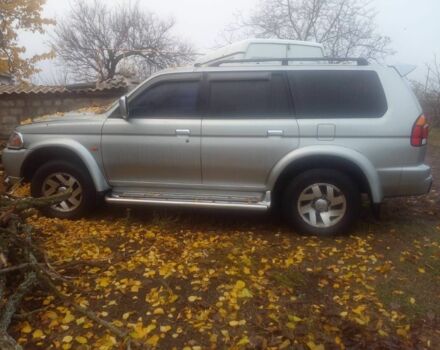 Серый Мицубиси Паджеро Спорт, объемом двигателя 3 л и пробегом 280 тыс. км за 3788 $, фото 1 на Automoto.ua