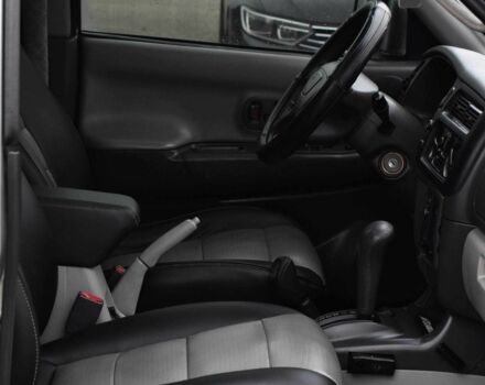 Сірий Міцубісі Паджеро Спорт, об'ємом двигуна 3 л та пробігом 240 тис. км за 6450 $, фото 12 на Automoto.ua