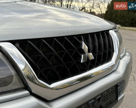 Серый Мицубиси Паджеро Спорт, объемом двигателя 3 л и пробегом 240 тыс. км за 6499 $, фото 12 на Automoto.ua