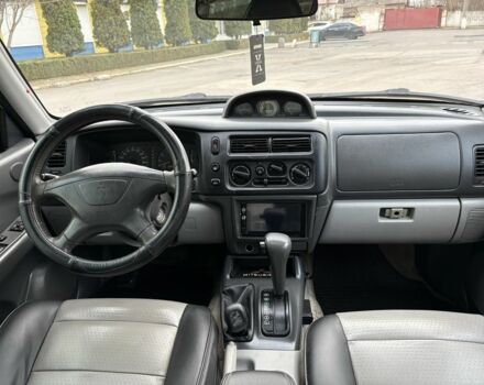 Серый Мицубиси Паджеро Спорт, объемом двигателя 3 л и пробегом 240 тыс. км за 6499 $, фото 16 на Automoto.ua