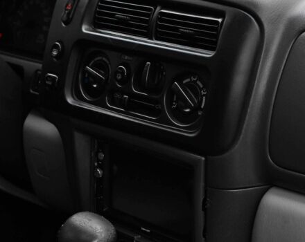 Сірий Міцубісі Паджеро Спорт, об'ємом двигуна 3 л та пробігом 240 тис. км за 6450 $, фото 13 на Automoto.ua