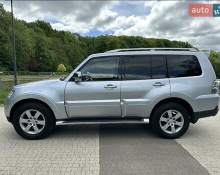 Серый Мицубиси Паджеро Спорт, объемом двигателя 3 л и пробегом 228 тыс. км за 5000 $, фото 5 на Automoto.ua