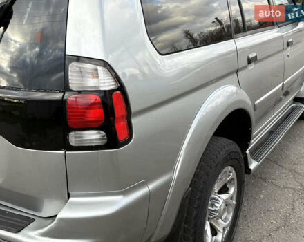 Серый Мицубиси Паджеро Спорт, объемом двигателя 3 л и пробегом 240 тыс. км за 6499 $, фото 3 на Automoto.ua