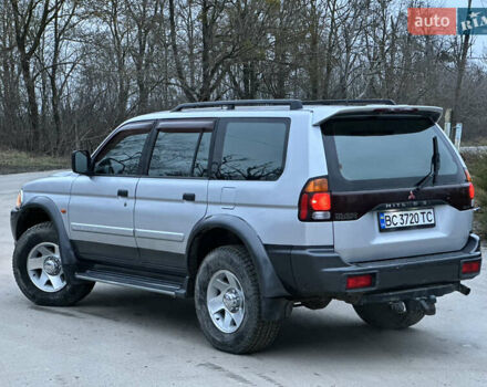 Сірий Міцубісі Паджеро Спорт, об'ємом двигуна 3 л та пробігом 250 тис. км за 5999 $, фото 1 на Automoto.ua