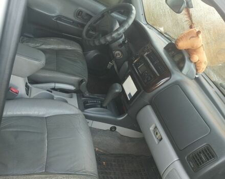 Серый Мицубиси Паджеро Спорт, объемом двигателя 3 л и пробегом 380 тыс. км за 6000 $, фото 1 на Automoto.ua