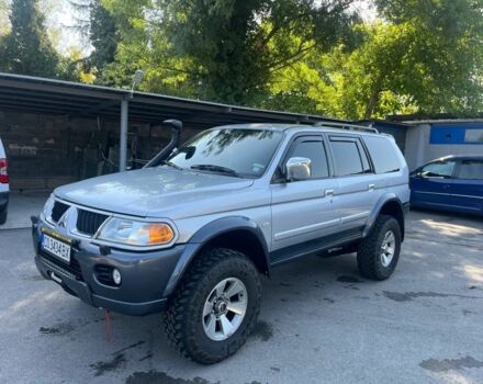 Сірий Міцубісі Паджеро Спорт, об'ємом двигуна 3 л та пробігом 253 тис. км за 2850 $, фото 1 на Automoto.ua