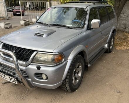Серый Мицубиси Паджеро Спорт, объемом двигателя 2.5 л и пробегом 283 тыс. км за 7000 $, фото 1 на Automoto.ua
