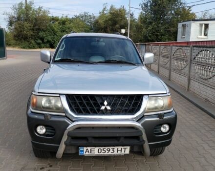 Серый Мицубиси Паджеро Спорт, объемом двигателя 3 л и пробегом 215 тыс. км за 8000 $, фото 1 на Automoto.ua